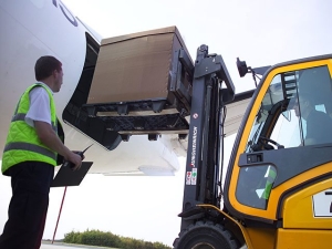 548874_610085385687019_2053445099_n